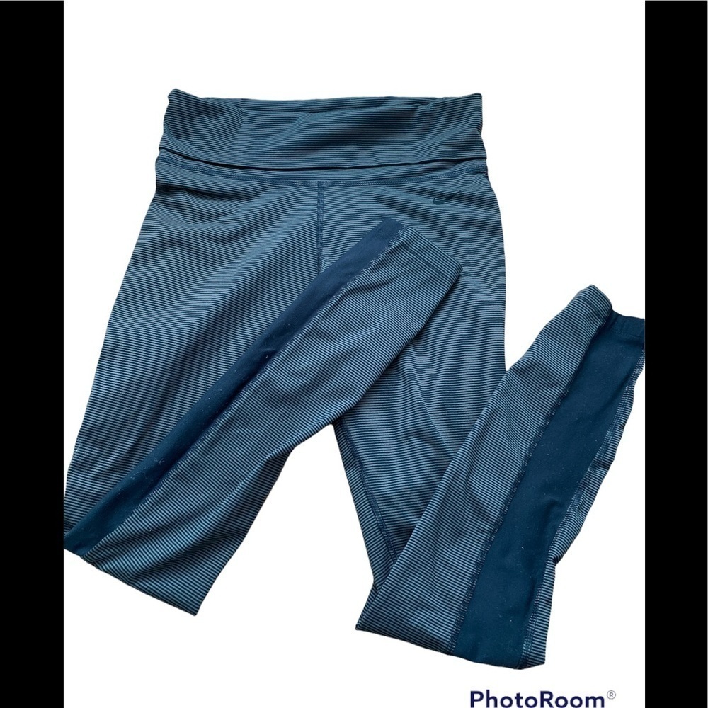 Nike Dri-Fit Fold Over Waistband Striped Leggings in Olive Green/Black - Small